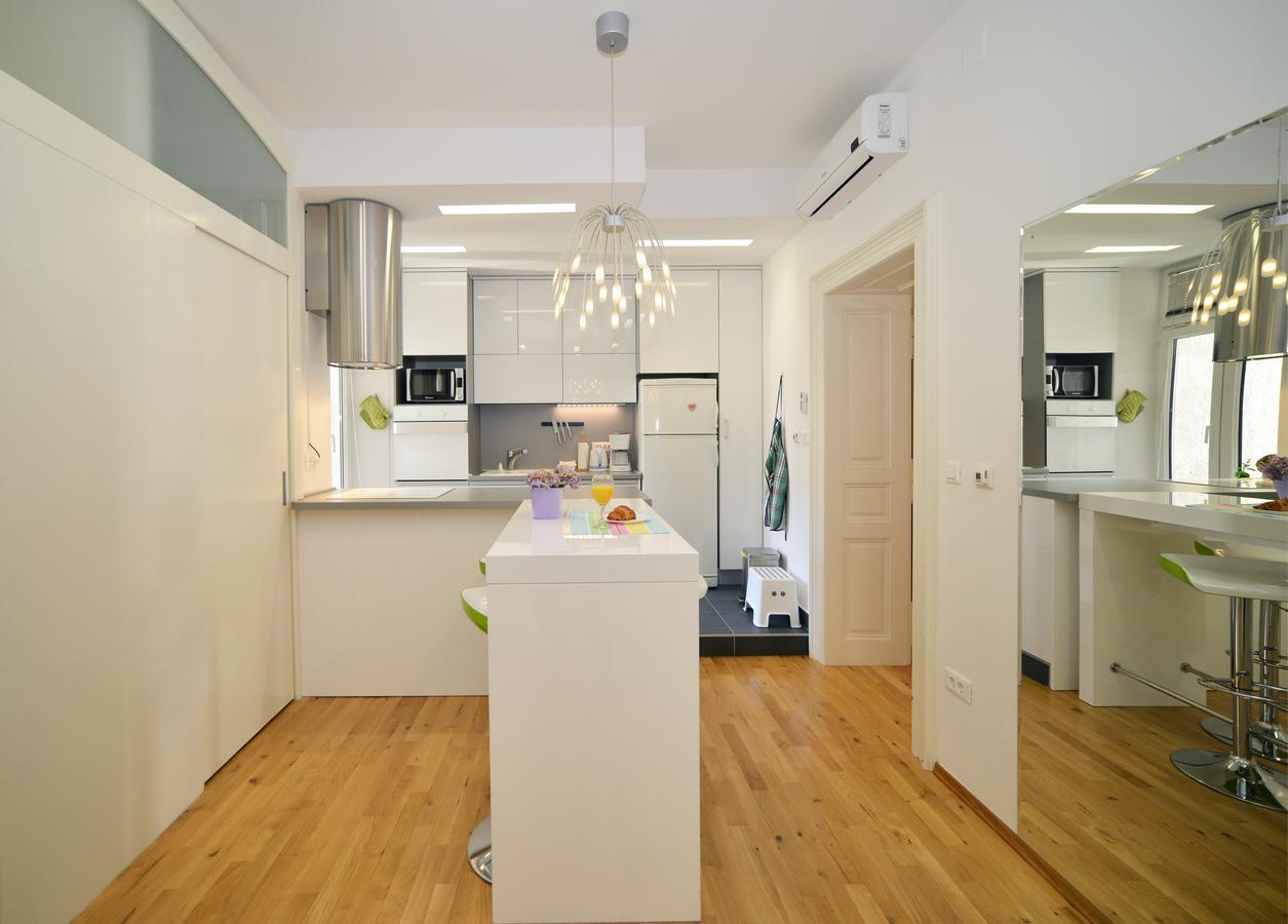 Secret Garden Apartment ซาเกร็บ ภายนอก รูปภาพ