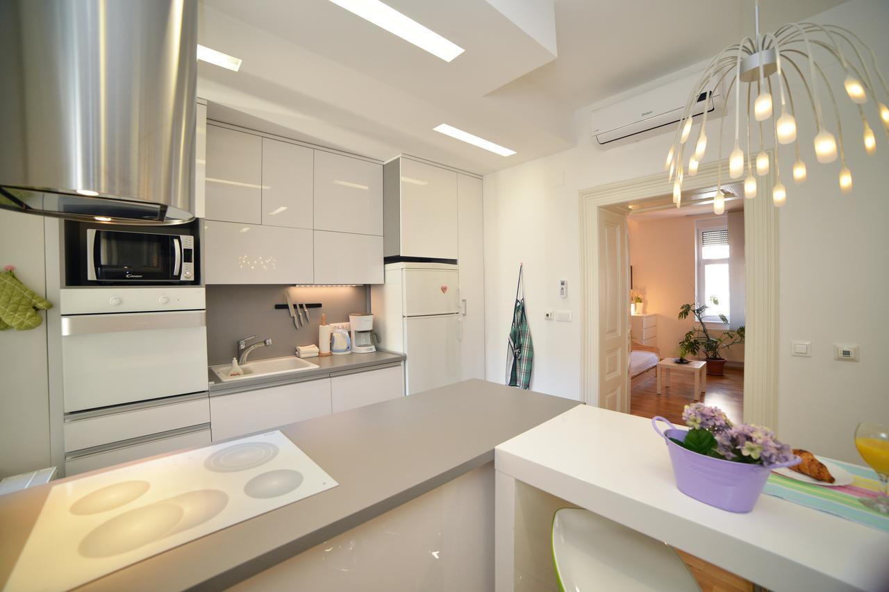 Secret Garden Apartment ซาเกร็บ ภายนอก รูปภาพ