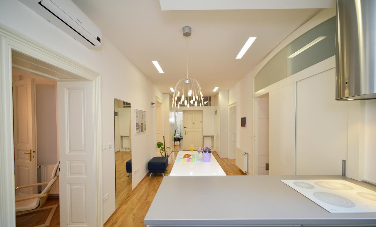 Secret Garden Apartment ซาเกร็บ ภายนอก รูปภาพ