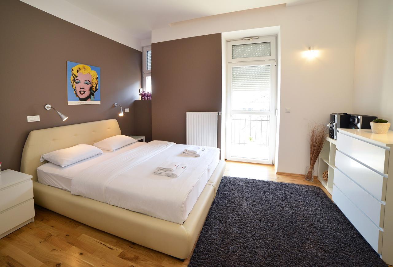 Secret Garden Apartment ซาเกร็บ ภายนอก รูปภาพ